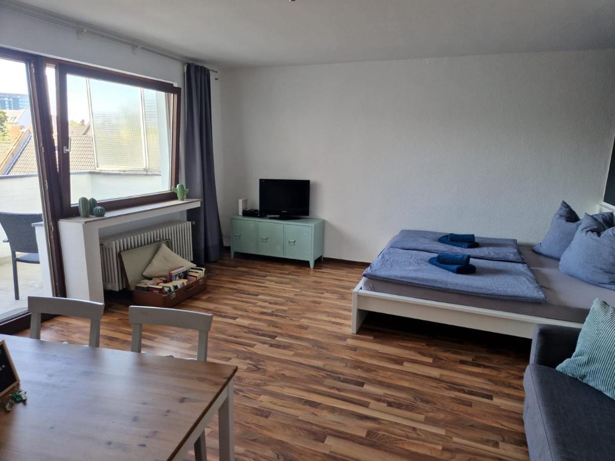 Апартаменти Well Located Flat With Balcony Дюссельдорф Екстер'єр фото